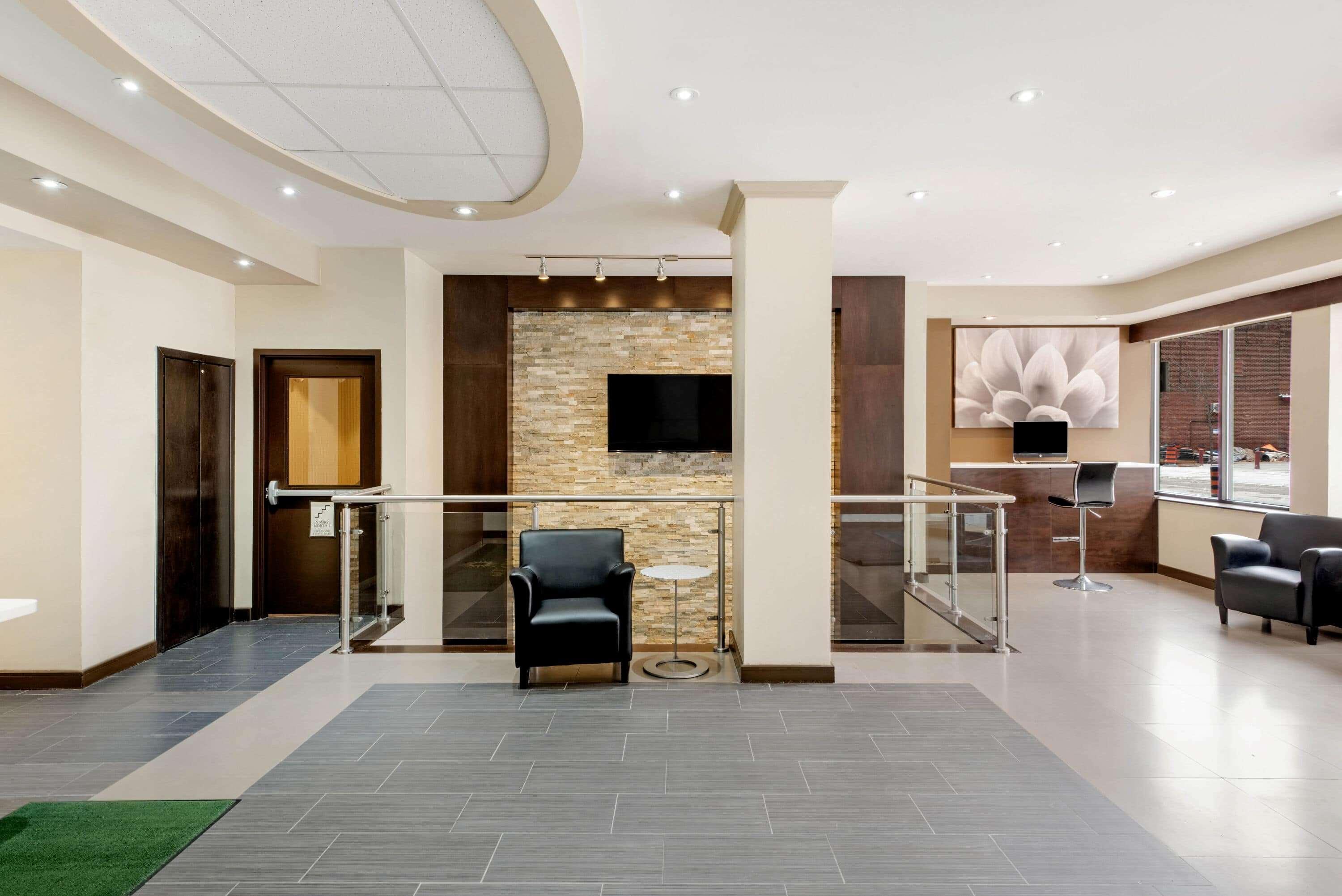 La Quinta By Wyndham Oshawa Hotel Luaran gambar