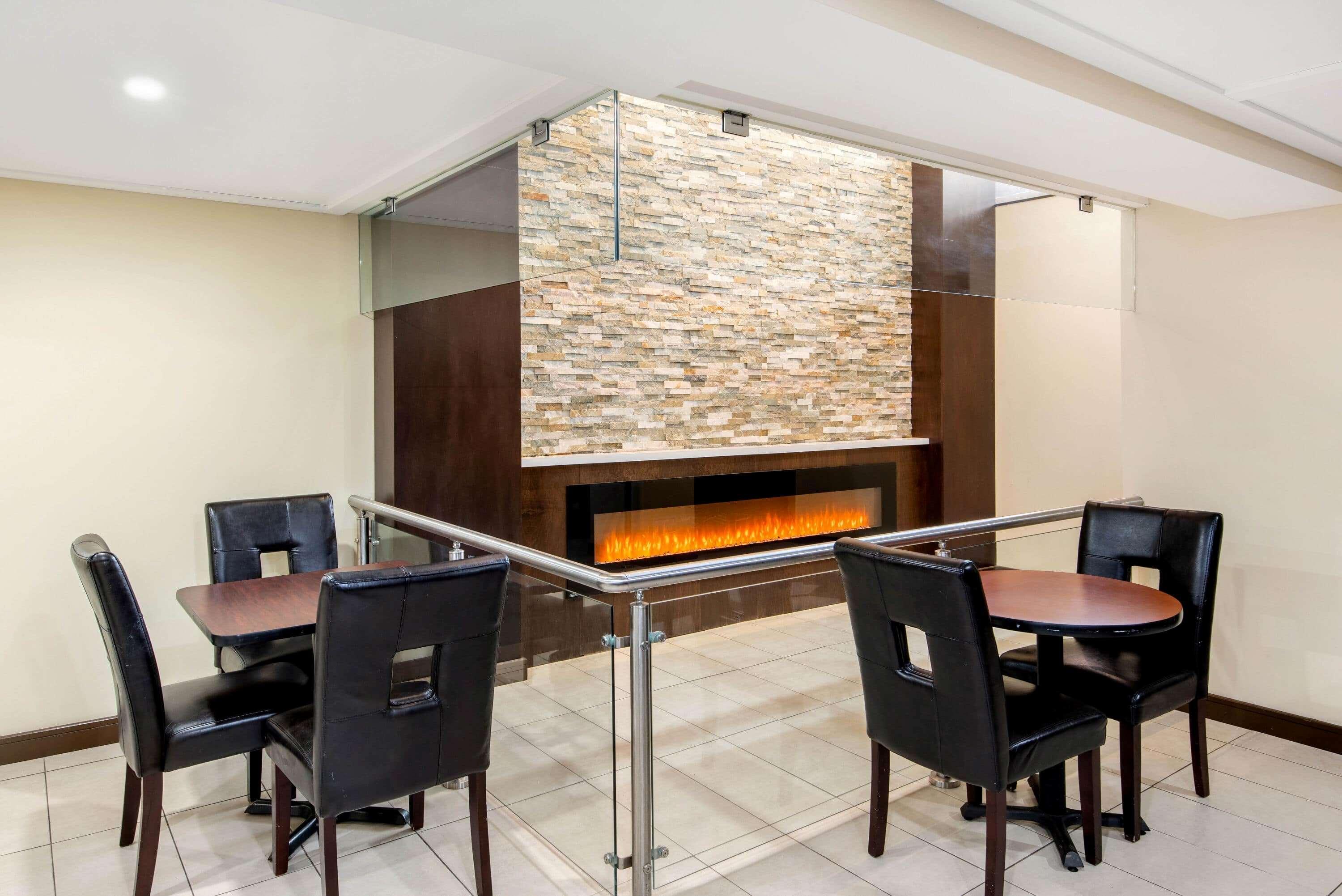 La Quinta By Wyndham Oshawa Hotel Luaran gambar