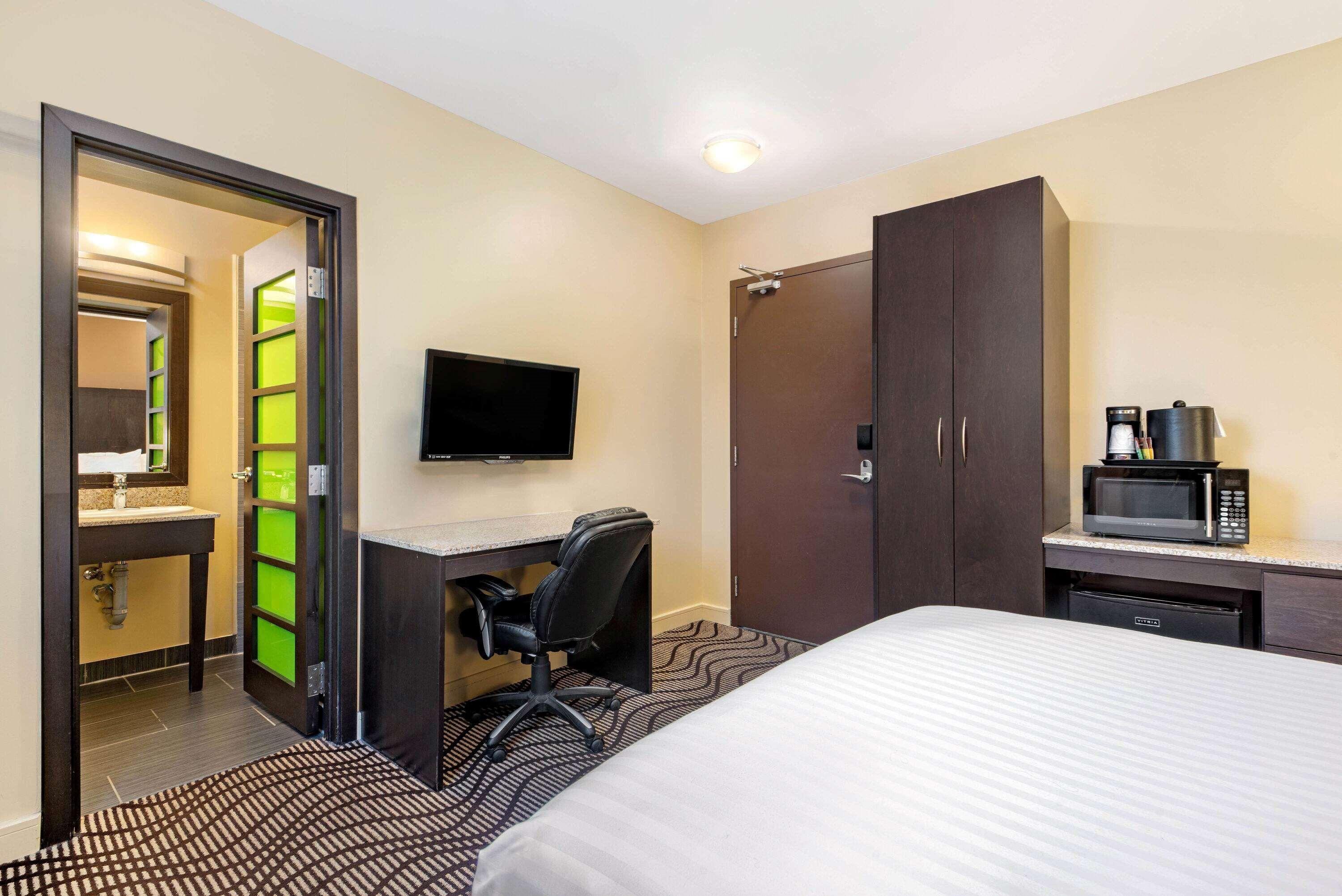 La Quinta By Wyndham Oshawa Hotel Luaran gambar