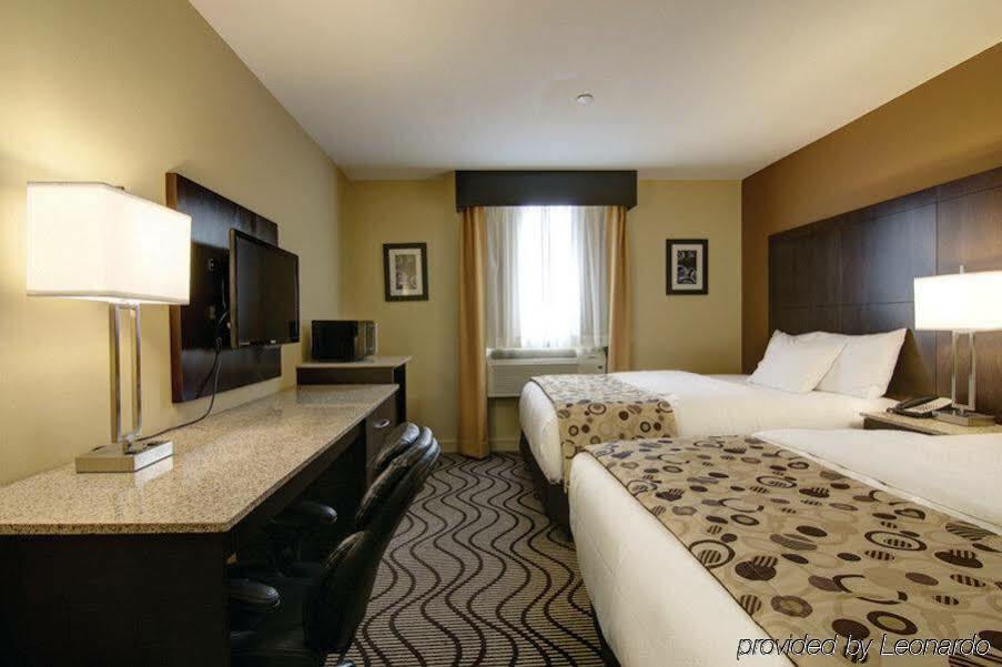 La Quinta By Wyndham Oshawa Hotel Luaran gambar